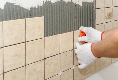 Les secrets d'une pose de carrelage réussie pour votre intérieur